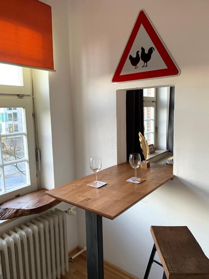 Apartment Trash De Luxe